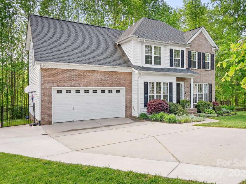 7221 Quail Hunt Drive, Stanley, NC 28164.  MLS# CAR4250609, YatesRealty ID 8518. 