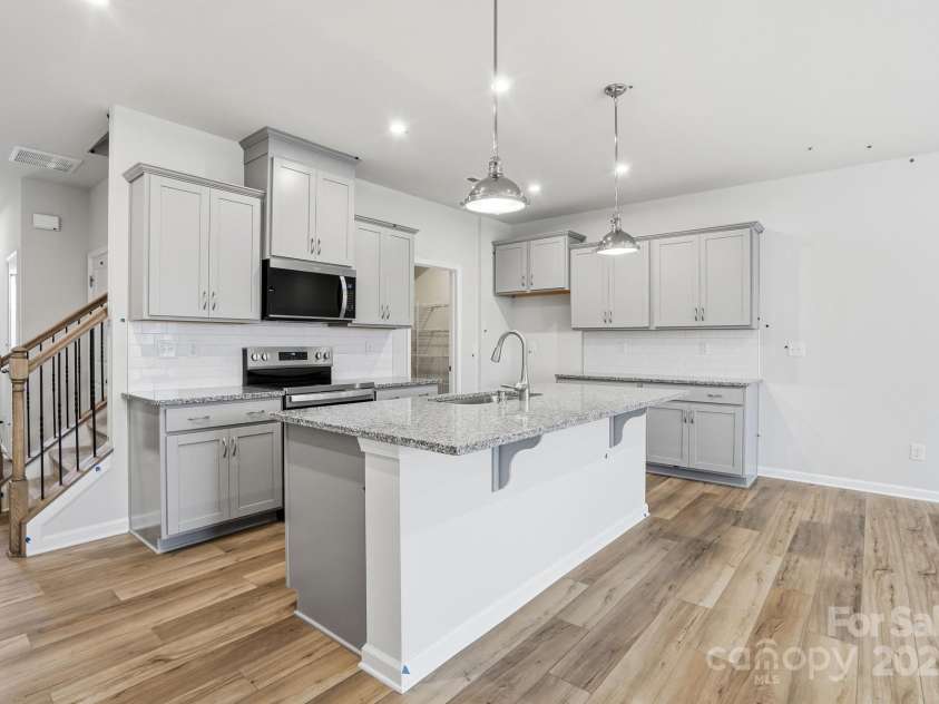 2131 Vinyasa Lane, Charlotte, NC 28215.  MLS# CAR4331529, YatesRealty ID 8519. 