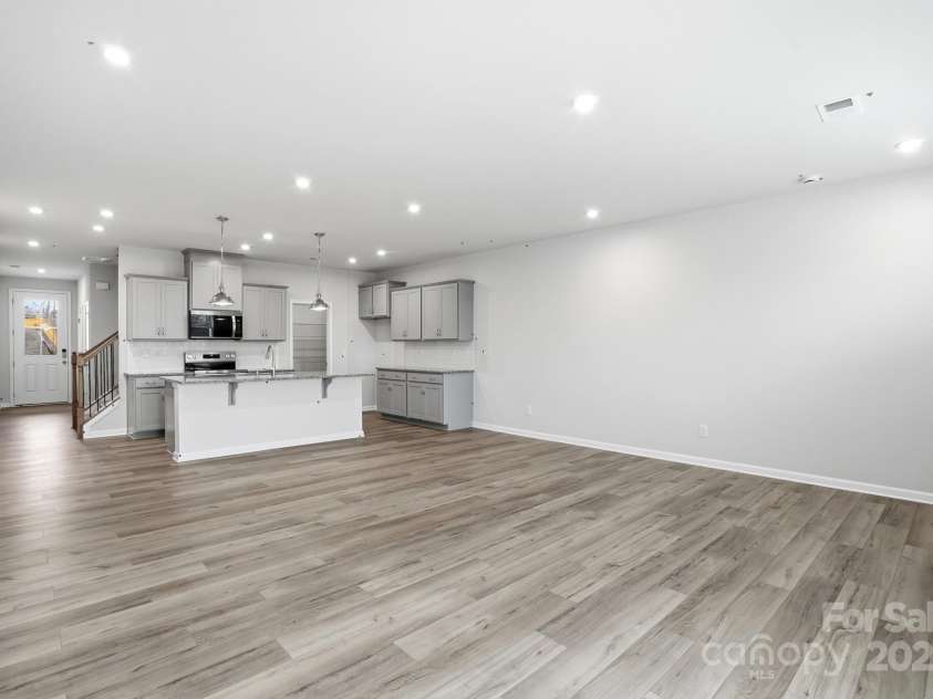 2131 Vinyasa Lane, Charlotte, NC 28215.  MLS# CAR4331529, YatesRealty ID 8519. 