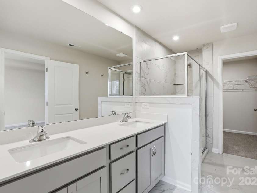 2131 Vinyasa Lane, Charlotte, NC 28215.  MLS# CAR4331529, YatesRealty ID 8519. 