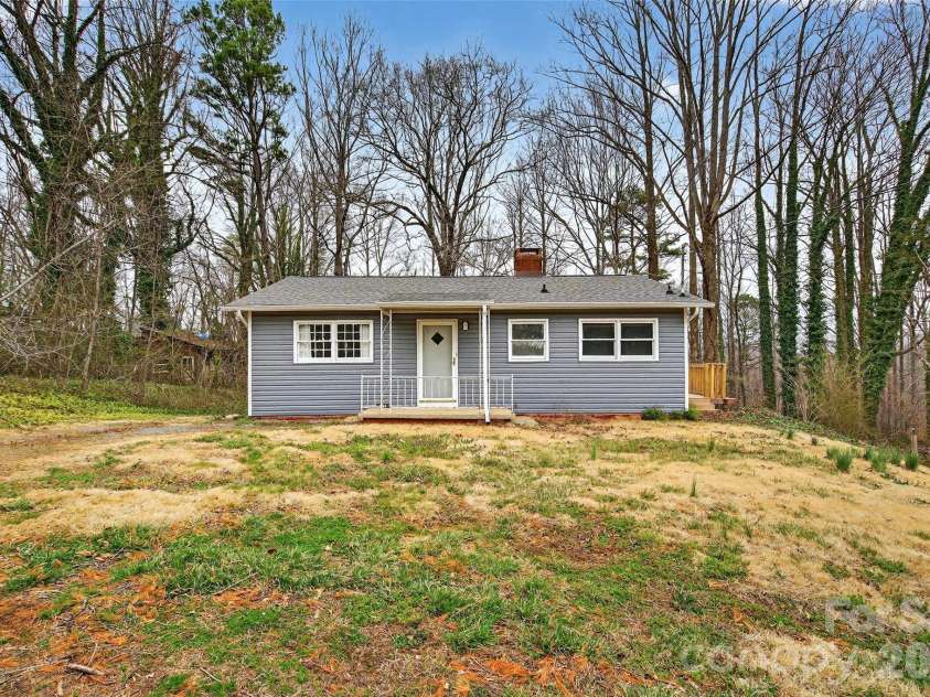254 Wildwood Terrace, Marion, NC 28752.  MLS# CAR4345641, YatesRealty ID 8520. 