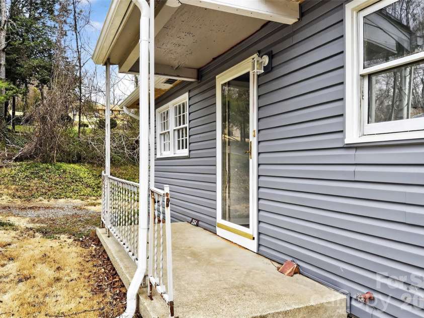 254 Wildwood Terrace, Marion, NC 28752.  MLS# CAR4345641, YatesRealty ID 8520. 