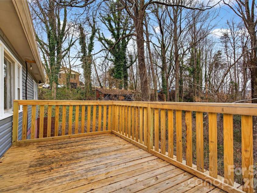 254 Wildwood Terrace, Marion, NC 28752.  MLS# CAR4345641, YatesRealty ID 8520. 