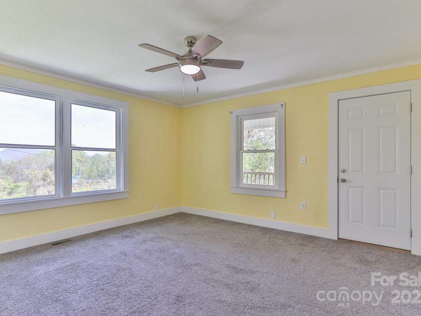 963 Kenham Place, Lenoir, NC 28645.  MLS# CAR4247410, YatesRealty ID 8520. Primary