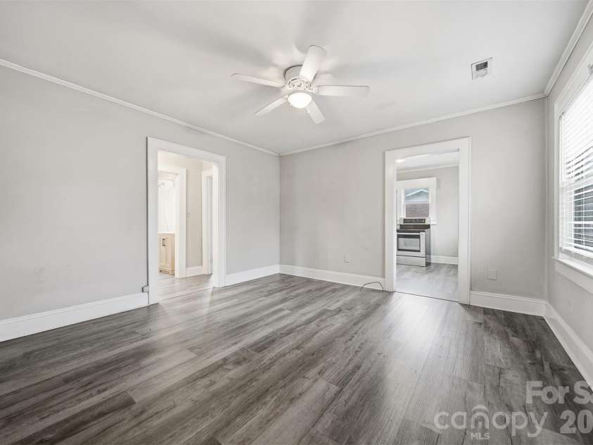 2036 4th Street, Hickory, NC 28601.  MLS# CAR4335049, YatesRealty ID 8521. 