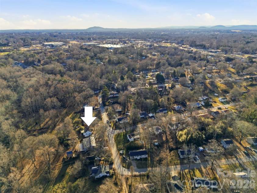 2036 4th Street, Hickory, NC 28601.  MLS# CAR4335049, YatesRealty ID 8521. 