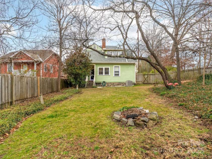 12 Bearden Avenue, Asheville, NC 28801.  MLS# CAR4331679, YatesRealty ID 8522. 