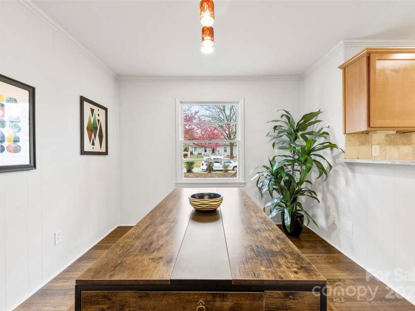 3918 Woodgreen Terrace, Charlotte, NC 28205.  MLS# CAR4250776, YatesRealty ID 8523. 