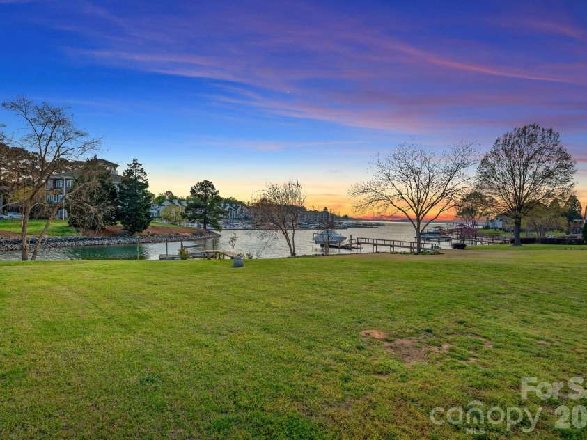 18726 Bluff Point Road, Cornelius, NC 28031.  MLS# CAR4352211, YatesRealty ID 8525. 