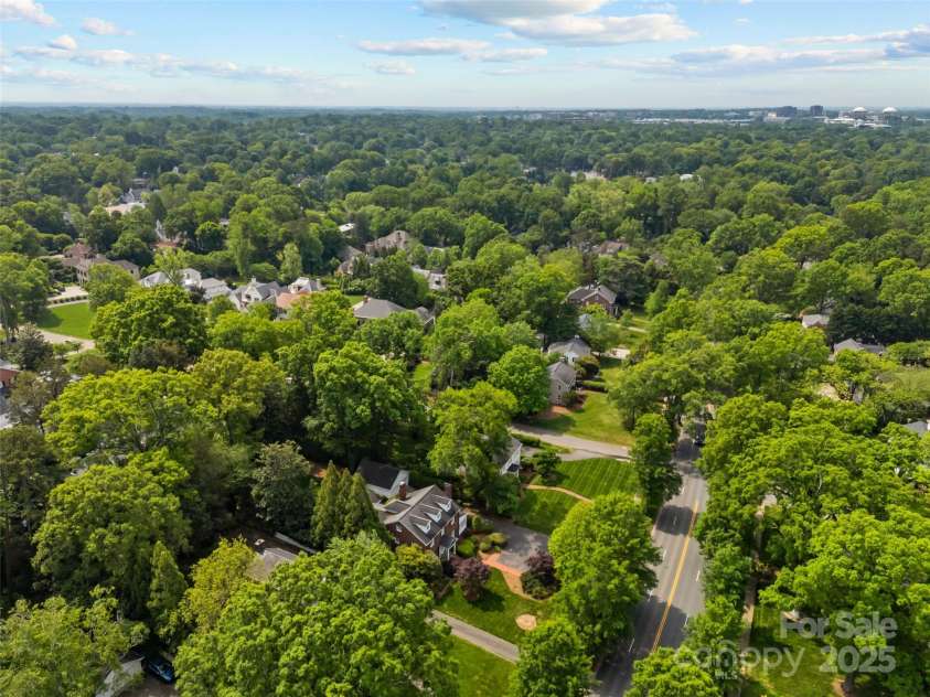 1949 Wendover Road, Charlotte, NC 28211.  MLS# CAR4250207, YatesRealty ID 8525. 