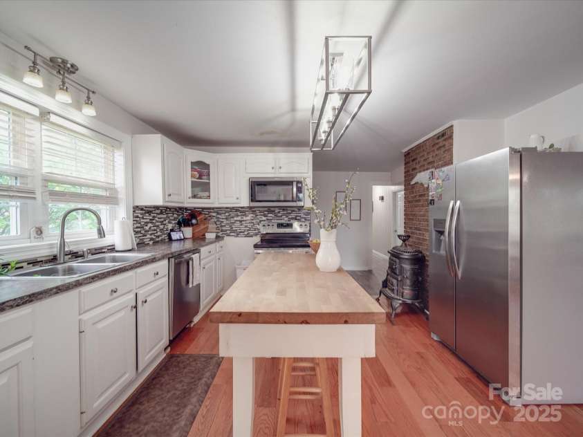 8601 Ansonville Polkton Road, Polkton, NC 28135.  MLS# CAR4244538, YatesRealty ID 8526. 