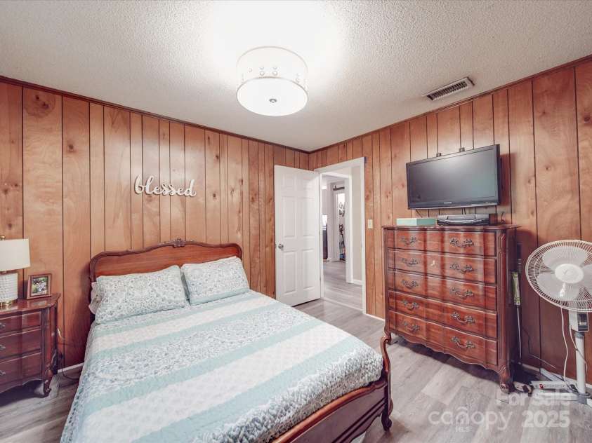 8601 Ansonville Polkton Road, Polkton, NC 28135.  MLS# CAR4244538, YatesRealty ID 8526. 