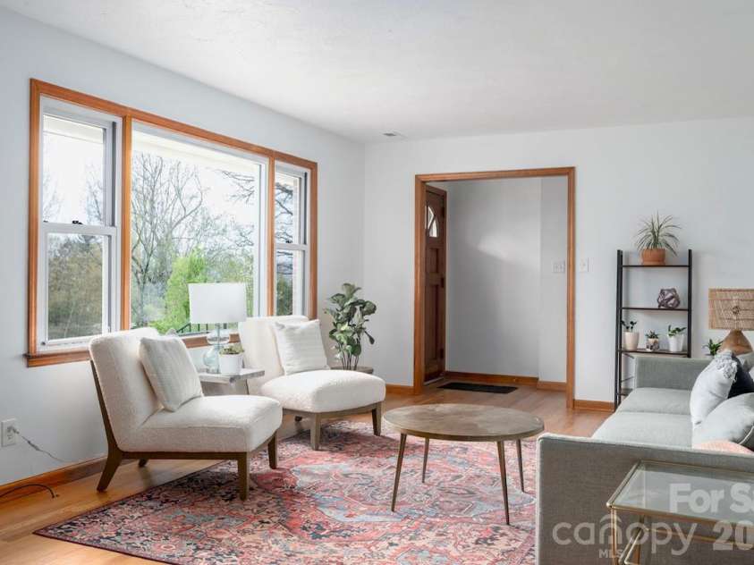 19 Wentworth Avenue, Asheville, NC 28803.  MLS# CAR4361952, YatesRealty ID 8527. Digital staging