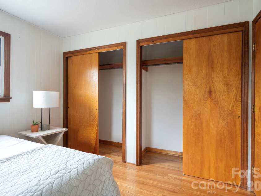 19 Wentworth Avenue, Asheville, NC 28803.  MLS# CAR4361952, YatesRealty ID 8527. Digital staging