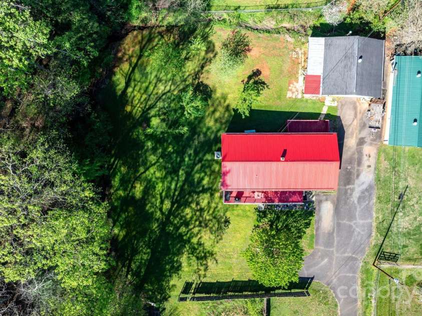 5467 Erma Lail Lane, Granite Falls, NC 28630.  MLS# CAR4248412, YatesRealty ID 8527. 