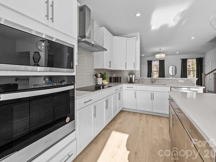 3025 Rozzelles Ferry Road, Charlotte, NC 28208.  MLS# CAR4340819, YatesRealty ID 8528. Kitchen-Representation picture not actual home