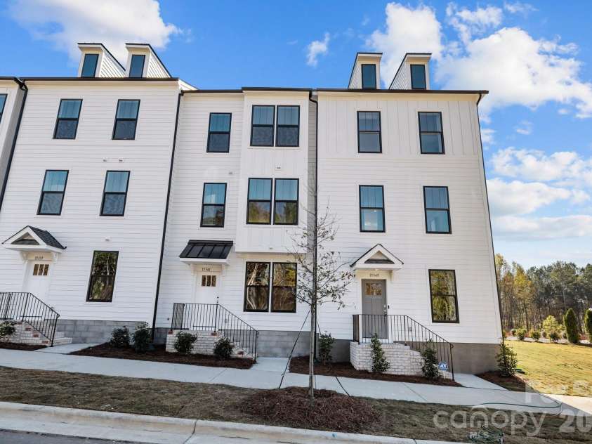 3025 Rozzelles Ferry Road, Charlotte, NC 28208.  MLS# CAR4340819, YatesRealty ID 8528. Representative Photo