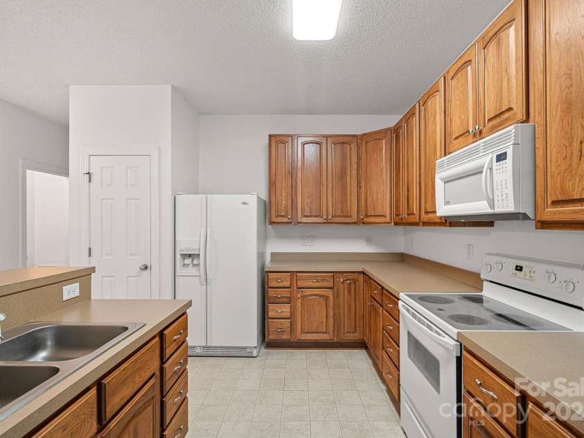 116 Par Place, Mooresville, NC 28115.  MLS# CAR4177547, YatesRealty ID 853. 