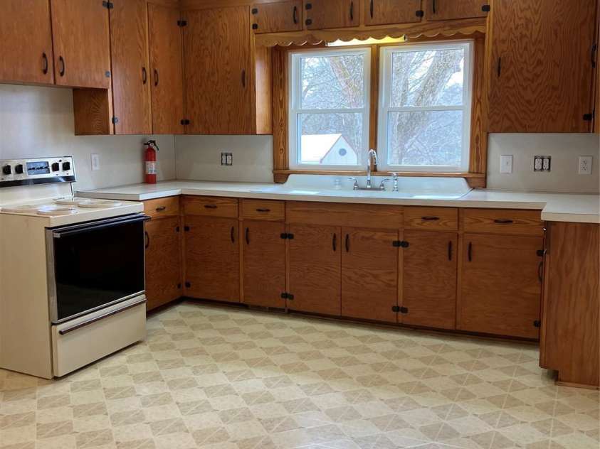 211 1st Street, Landis, NC 28088.  MLS# CAR4233473, YatesRealty ID 8531. 