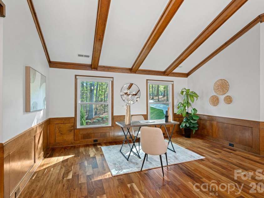 9500 Hampton Oaks Lane, Charlotte, NC 28270.  MLS# CAR4363380, YatesRealty ID 8532. 