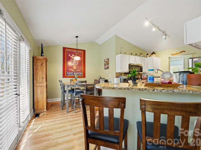 129 Falling Leaf Lane, Statesville, NC 28677.  MLS# CAR4360143, YatesRealty ID 8533. 