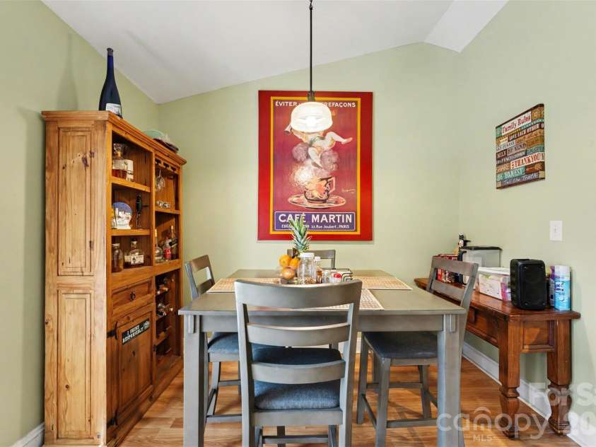 129 Falling Leaf Lane, Statesville, NC 28677.  MLS# CAR4360143, YatesRealty ID 8533. 