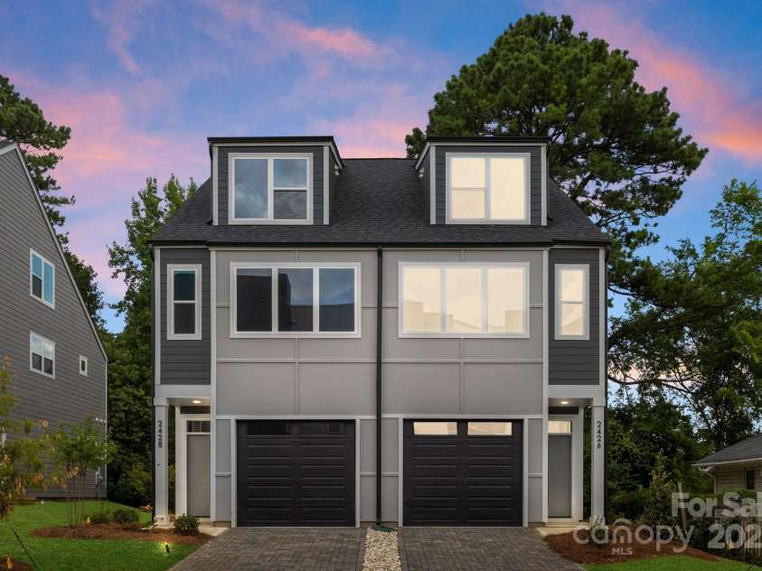 2426 Arty Avenue, Charlotte, NC 28208.  MLS# CAR4284612, YatesRealty ID 8534. 