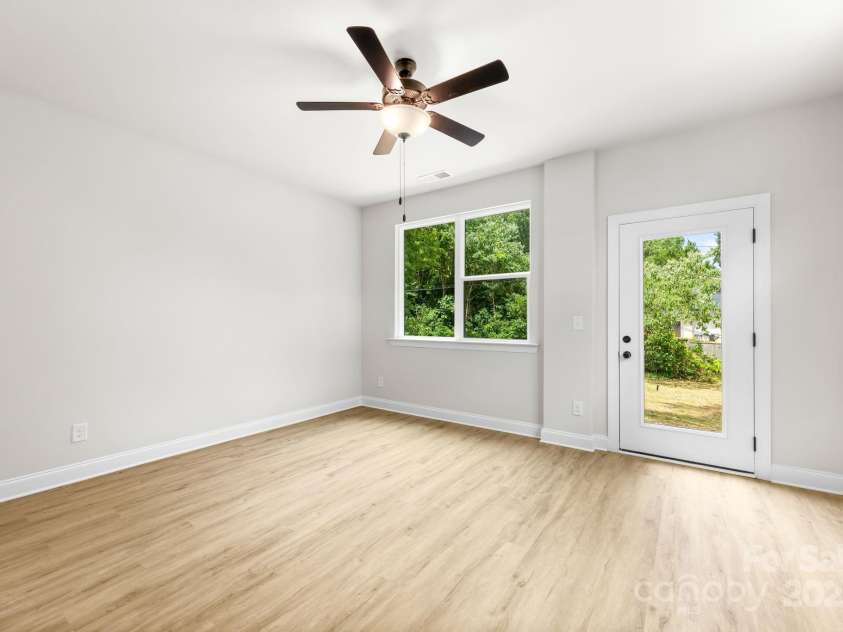 2426 Arty Avenue, Charlotte, NC 28208.  MLS# CAR4284612, YatesRealty ID 8534. 