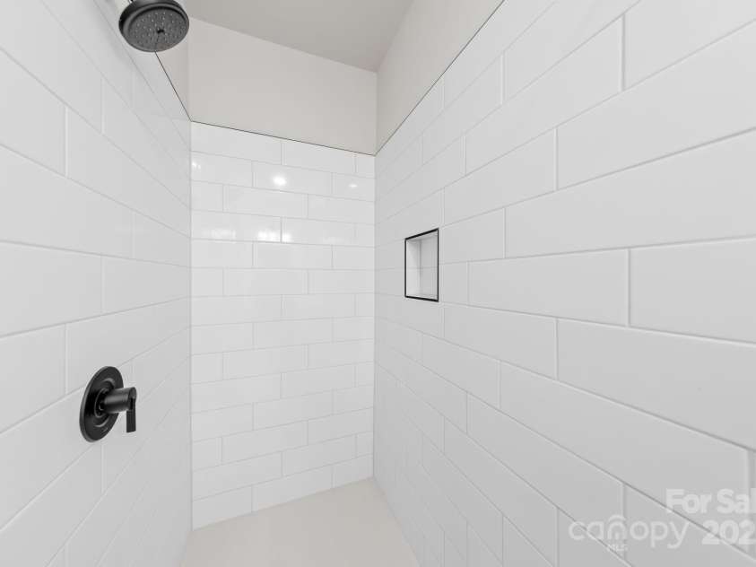 2426 Arty Avenue, Charlotte, NC 28208.  MLS# CAR4284612, YatesRealty ID 8534. 