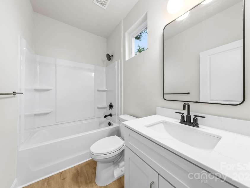 2426 Arty Avenue, Charlotte, NC 28208.  MLS# CAR4284612, YatesRealty ID 8534. 