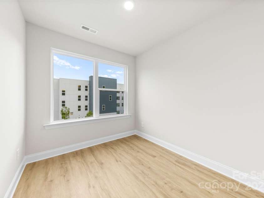 2426 Arty Avenue, Charlotte, NC 28208.  MLS# CAR4284612, YatesRealty ID 8534. 