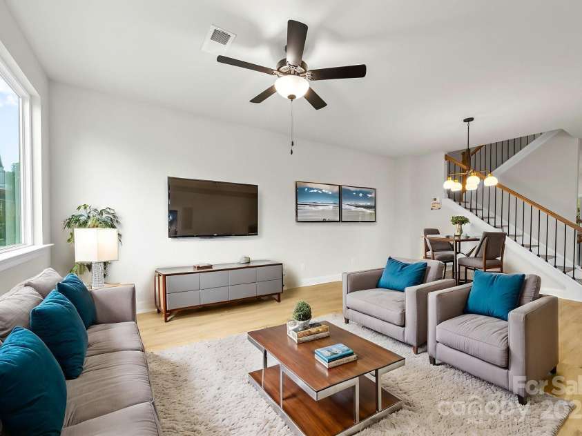 2426 Arty Avenue, Charlotte, NC 28208.  MLS# CAR4284612, YatesRealty ID 8534. Virtually staged
