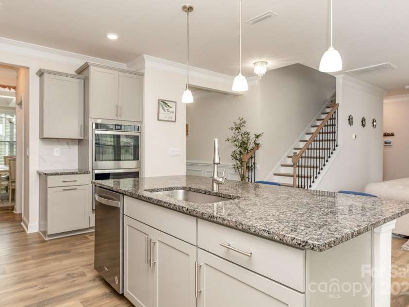 9727 White Chapel Drive, Concord, NC 28027.  MLS# CAR4333177, YatesRealty ID 8534. 
