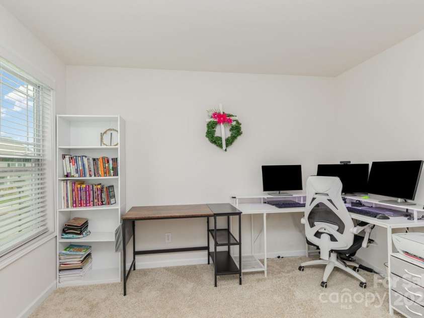9727 White Chapel Drive, Concord, NC 28027.  MLS# CAR4333177, YatesRealty ID 8534. 