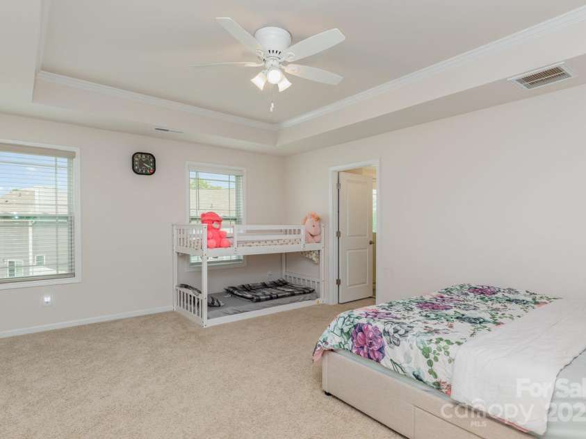 9727 White Chapel Drive, Concord, NC 28027.  MLS# CAR4333177, YatesRealty ID 8534. 