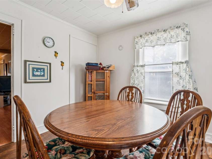 7910 Nc Hwy 90 Highway, Stony Point, NC 28678.  MLS# CAR4360101, YatesRealty ID 8537. Dining