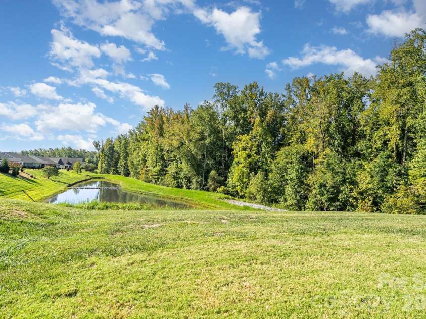 5219 Larewood Drive, Charlotte, NC 28215.  MLS# CAR4298540, YatesRealty ID 8538. 