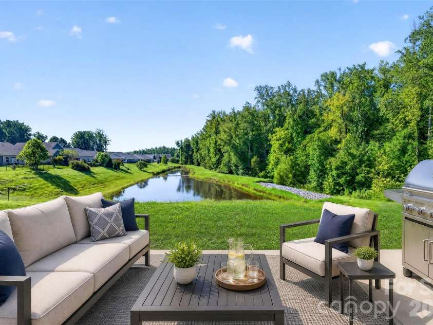 5219 Larewood Drive, Charlotte, NC 28215.  MLS# CAR4298540, YatesRealty ID 8538. 