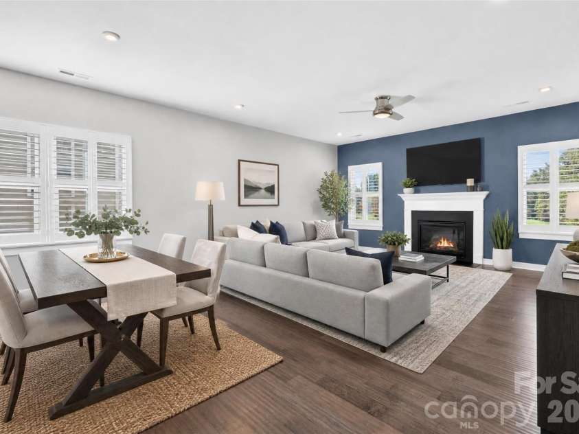 5219 Larewood Drive, Charlotte, NC 28215.  MLS# CAR4298540, YatesRealty ID 8538. 