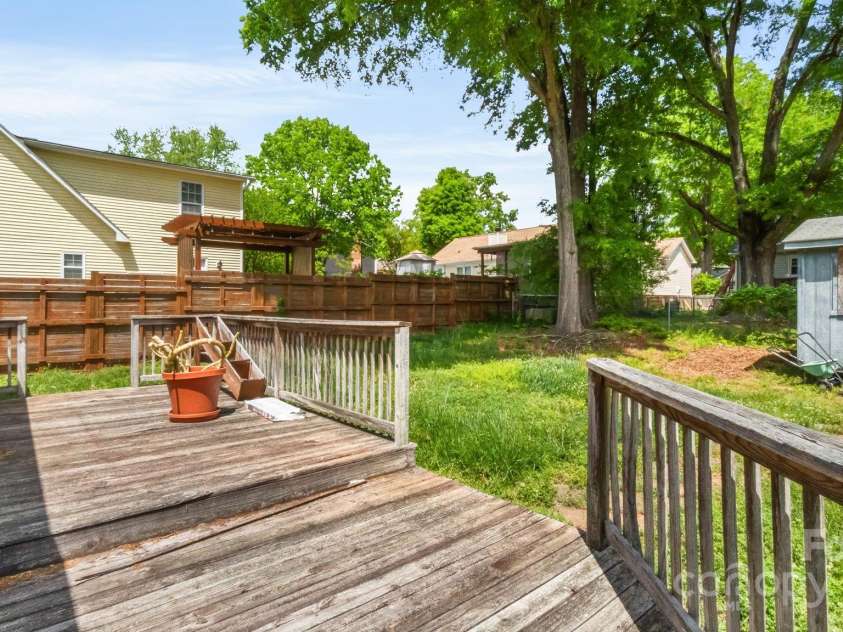 6915 Norchester Court, Charlotte, NC 28227.  MLS# CAR4250063, YatesRealty ID 8539. 