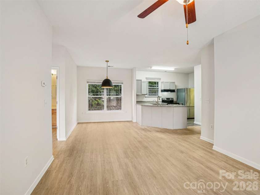 9 Northbrook Place, Asheville, NC 28804.  MLS# CAR4341315, YatesRealty ID 8539. 