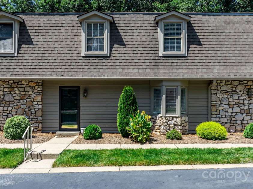 2629 US 70 Highway, Valdese, NC 28690.  MLS# CAR4197534, YatesRealty ID 854. 