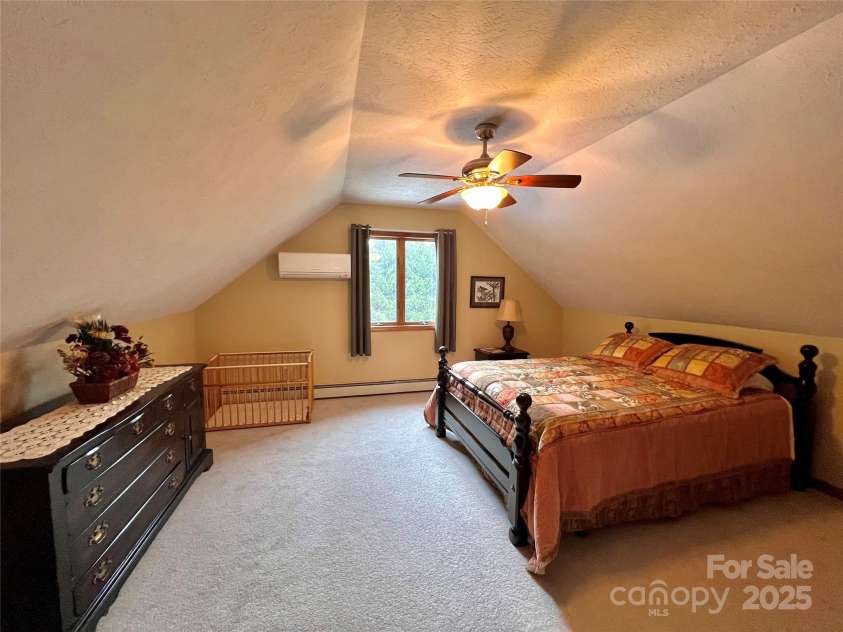 567 Daniel Daughters Drive, West Jefferson, NC 28694.  MLS# CAR4308921, YatesRealty ID 854. 