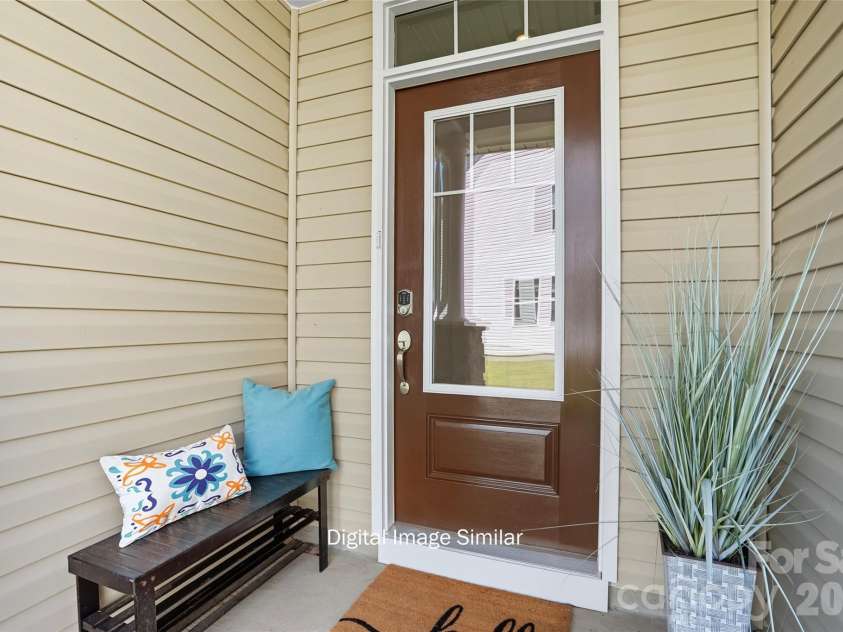 6027 Mallow Crossing Lane, Charlotte, NC 28213.  MLS# CAR4344233, YatesRealty ID 8540. 
