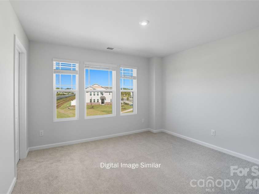 6027 Mallow Crossing Lane, Charlotte, NC 28213.  MLS# CAR4344233, YatesRealty ID 8540. 