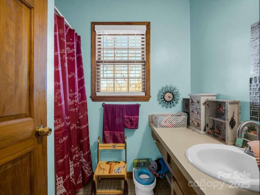 177 Providence Road, Forest City, NC 28043.  MLS# CAR4214241, YatesRealty ID 8541. 