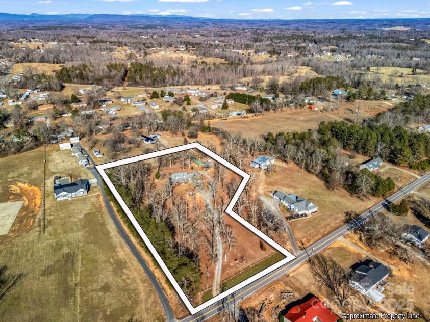 177 Providence Road, Forest City, NC 28043.  MLS# CAR4214241, YatesRealty ID 8541. 