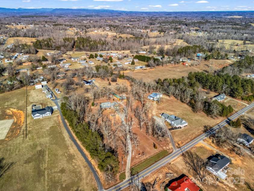 177 Providence Road, Forest City, NC 28043.  MLS# CAR4214241, YatesRealty ID 8541. 