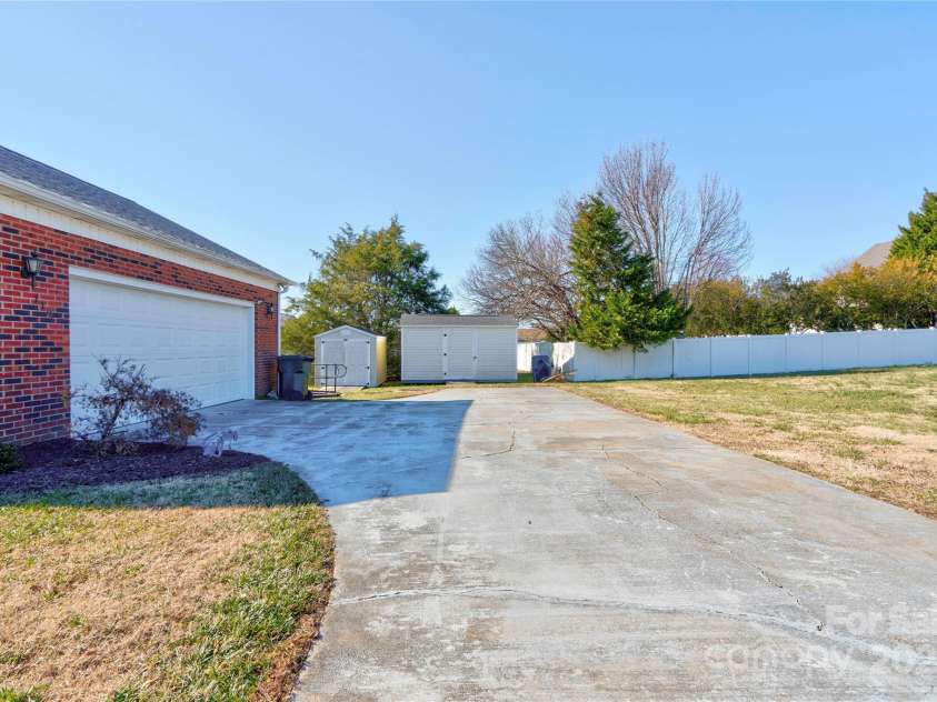 116 Country Creek Drive, Kings Mountain, NC 28086.  MLS# CAR4213874, YatesRealty ID 8542. 