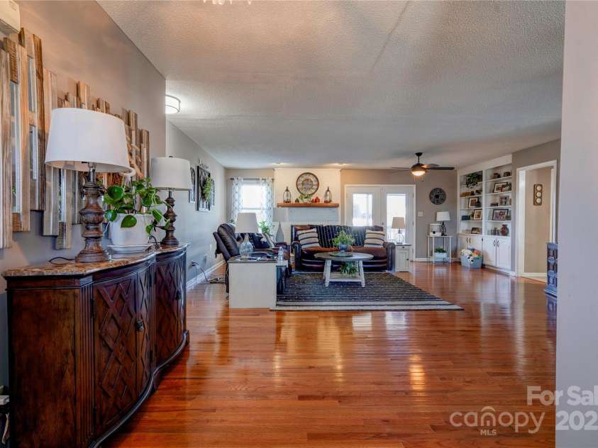 116 Country Creek Drive, Kings Mountain, NC 28086.  MLS# CAR4213874, YatesRealty ID 8542. 